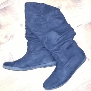 Black suede boots